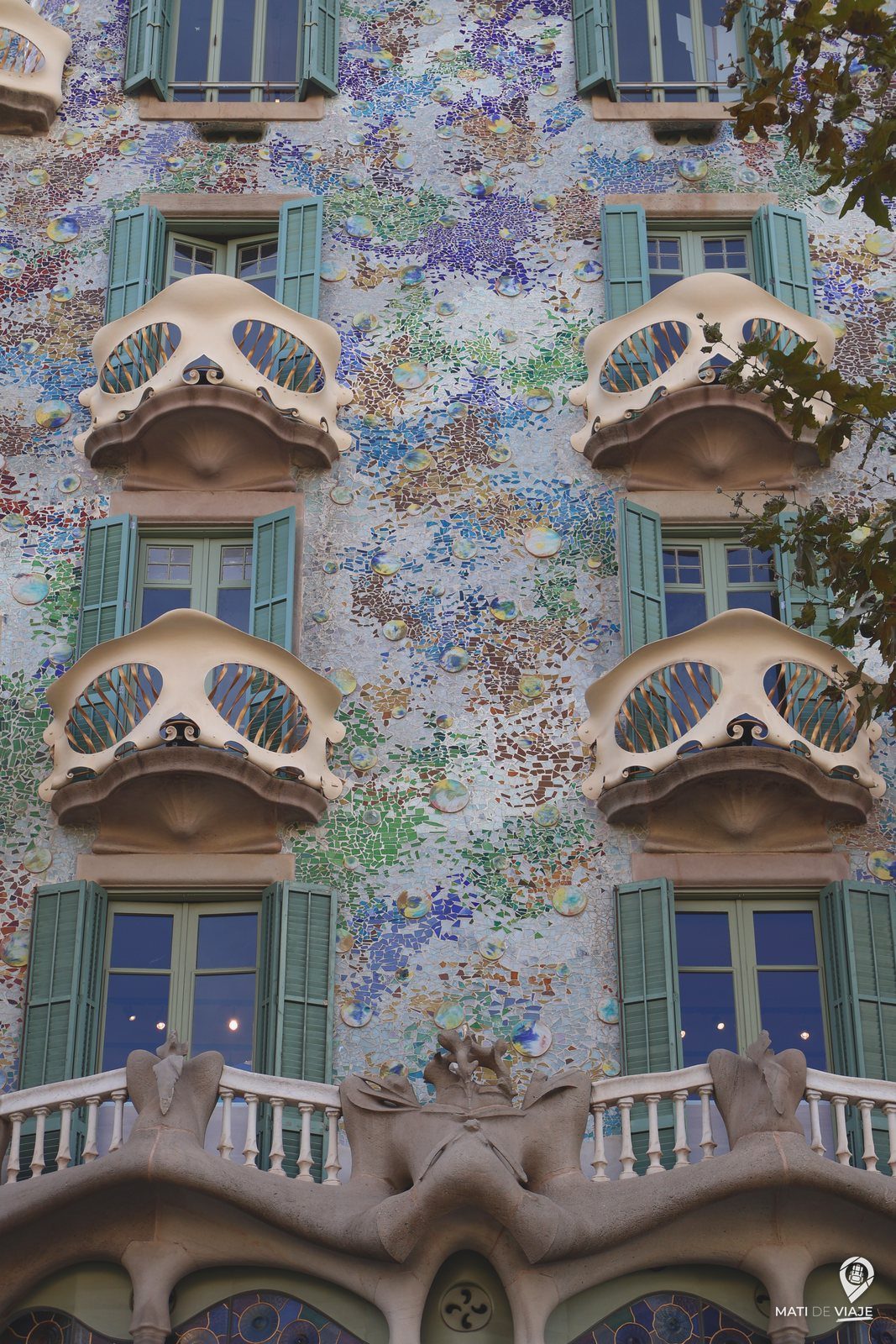 Fachada de la Casa Batlló de Gaudí en el Paseo de Gràcia